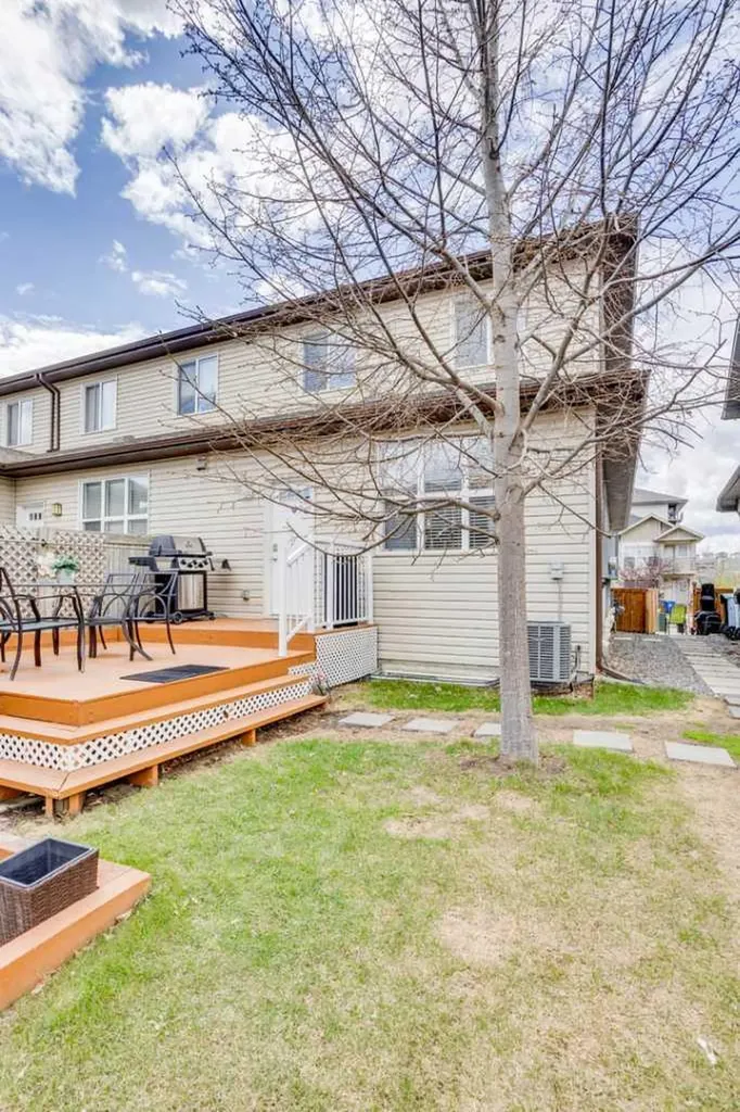 401 Sparrow Hawk Drive Fort Mcmurray AB T9K2Y2