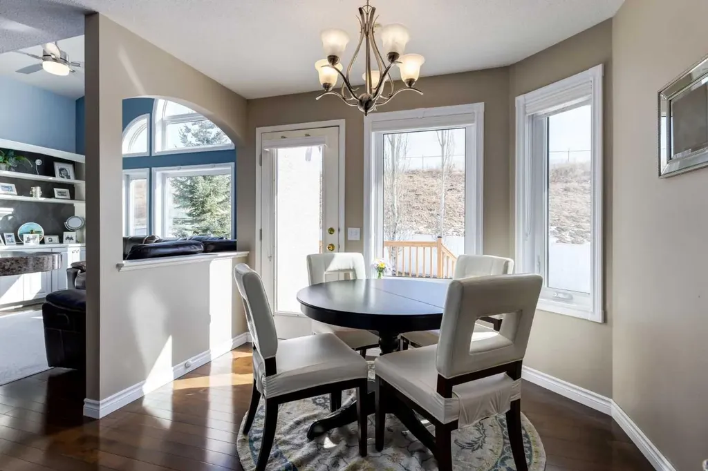 331 Sierra Madre Court SW Calgary AB T3H 3G7