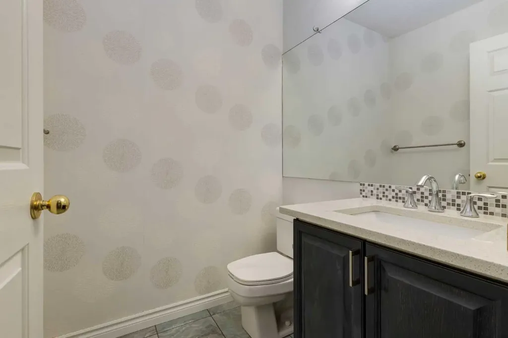 331 Sierra Madre Court SW Calgary AB T3H 3G7