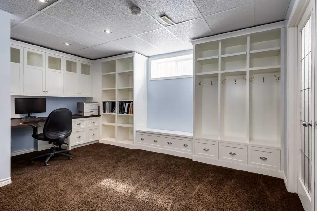 331 Sierra Madre Court SW Calgary AB T3H 3G7