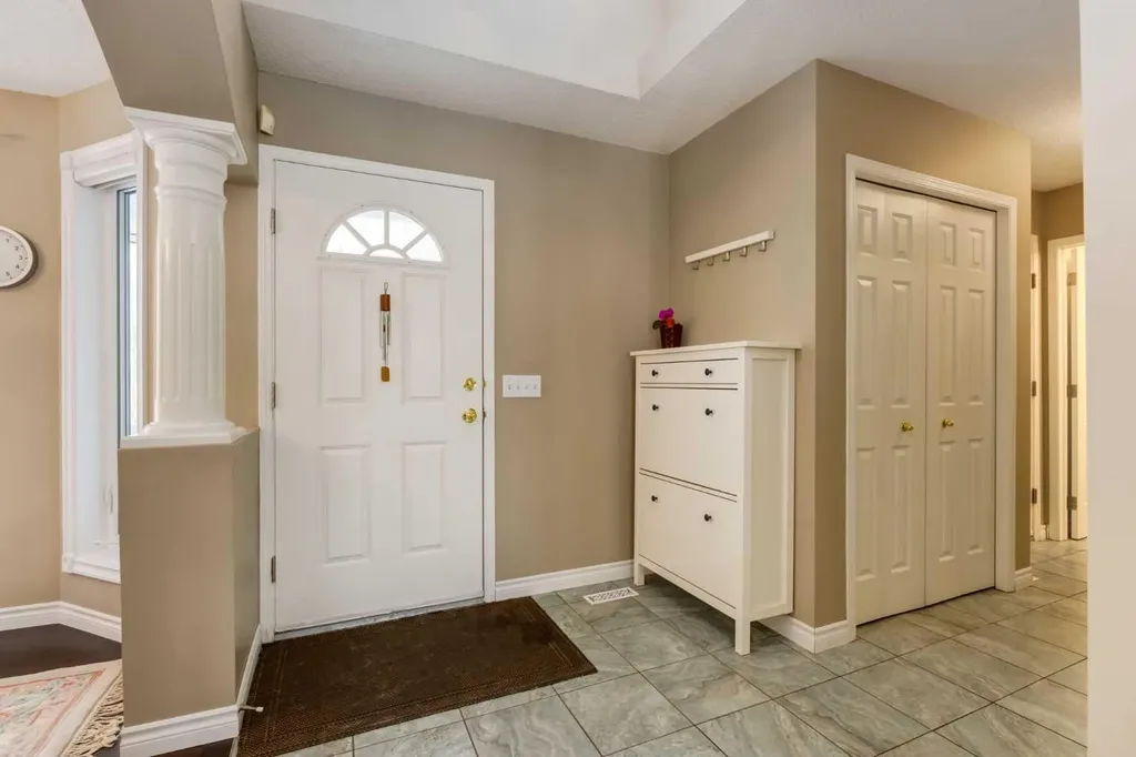 331 Sierra Madre Court SW Calgary AB T3H 3G7