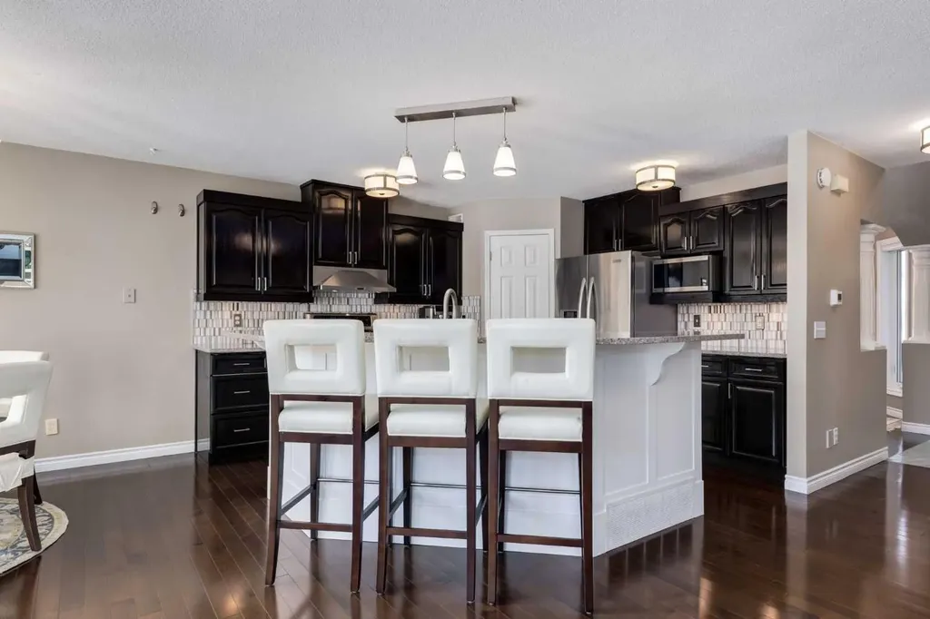 331 Sierra Madre Court SW Calgary AB T3H 3G7