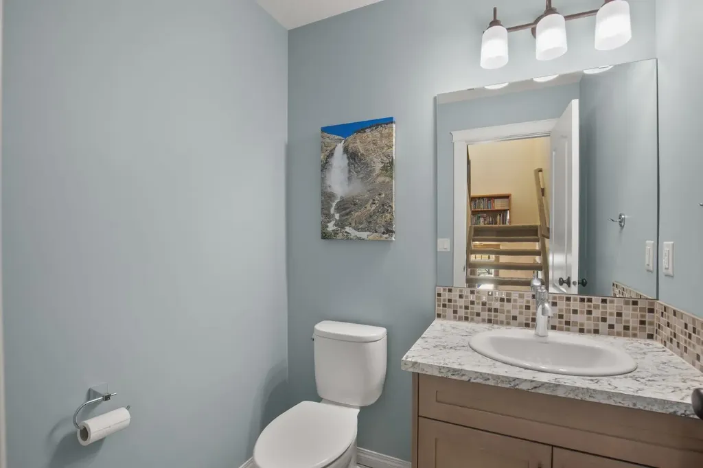14 Tagish Avenue Red Deer AB T4P 0Y6