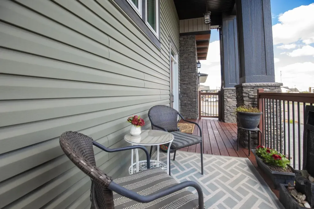14 Tagish Avenue Red Deer AB T4P 0Y6