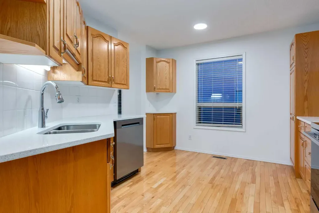 60 Riverview Drive SE Calgary AB T2C 4H8