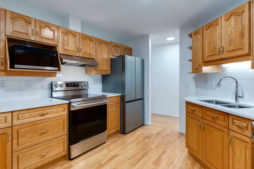 60 Riverview Drive SE Calgary AB T2C 4H8