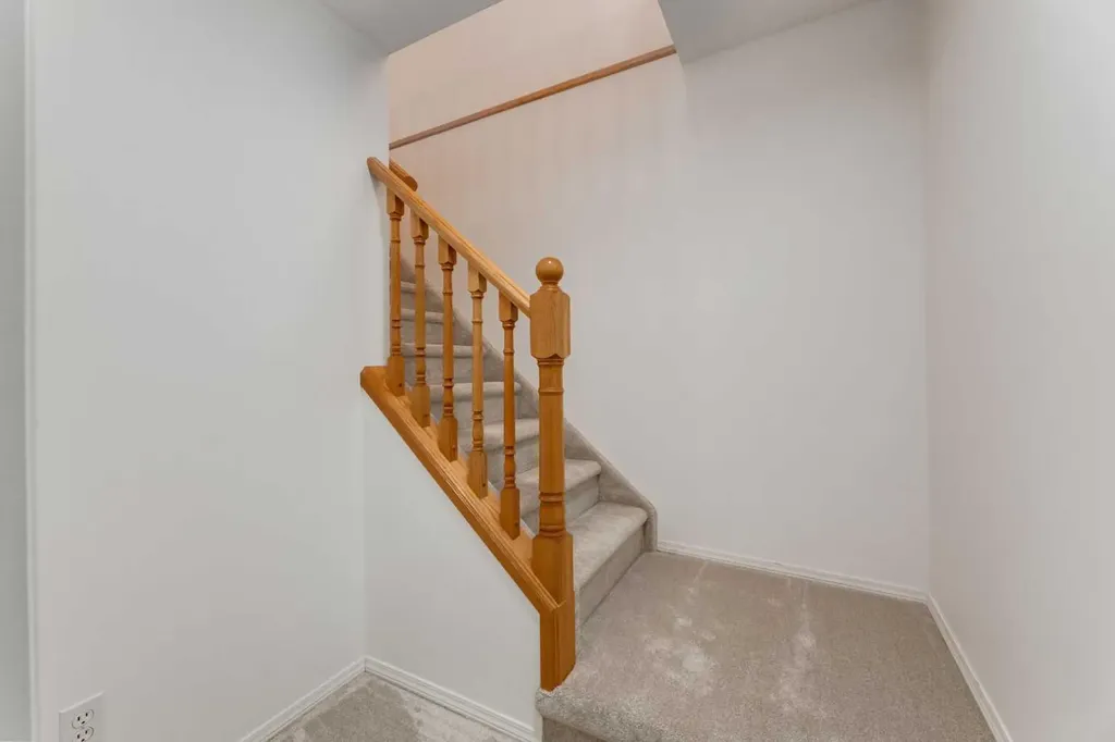 60 Riverview Drive SE Calgary AB T2C 4H8