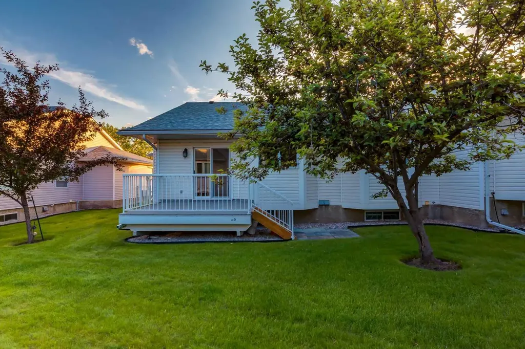 60 Riverview Drive SE Calgary AB T2C 4H8