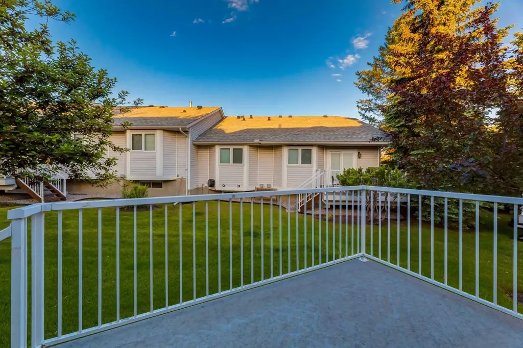 60 Riverview Drive SE Calgary AB T2C 4H8
