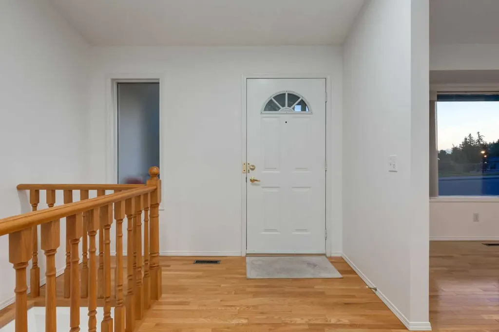 60 Riverview Drive SE Calgary AB T2C 4H8