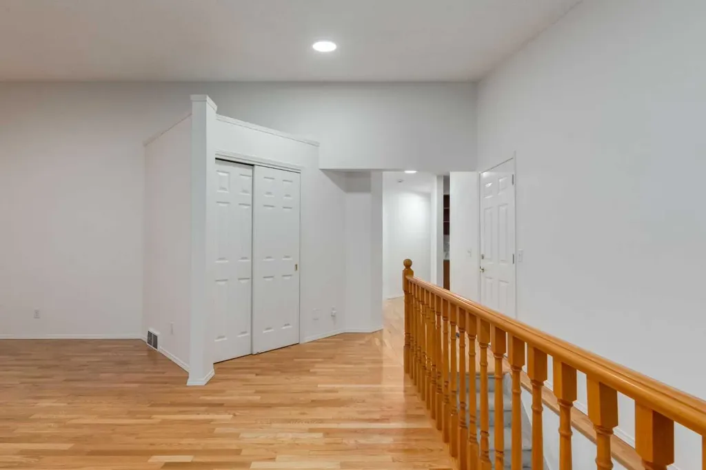 60 Riverview Drive SE Calgary AB T2C 4H8