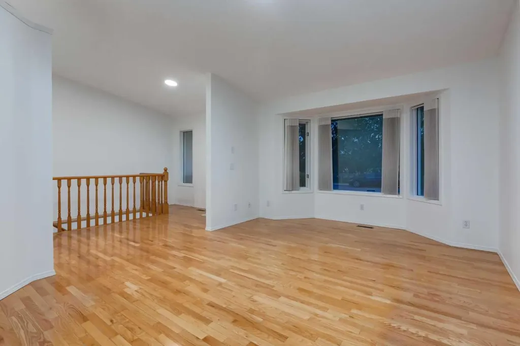 60 Riverview Drive SE Calgary AB T2C 4H8