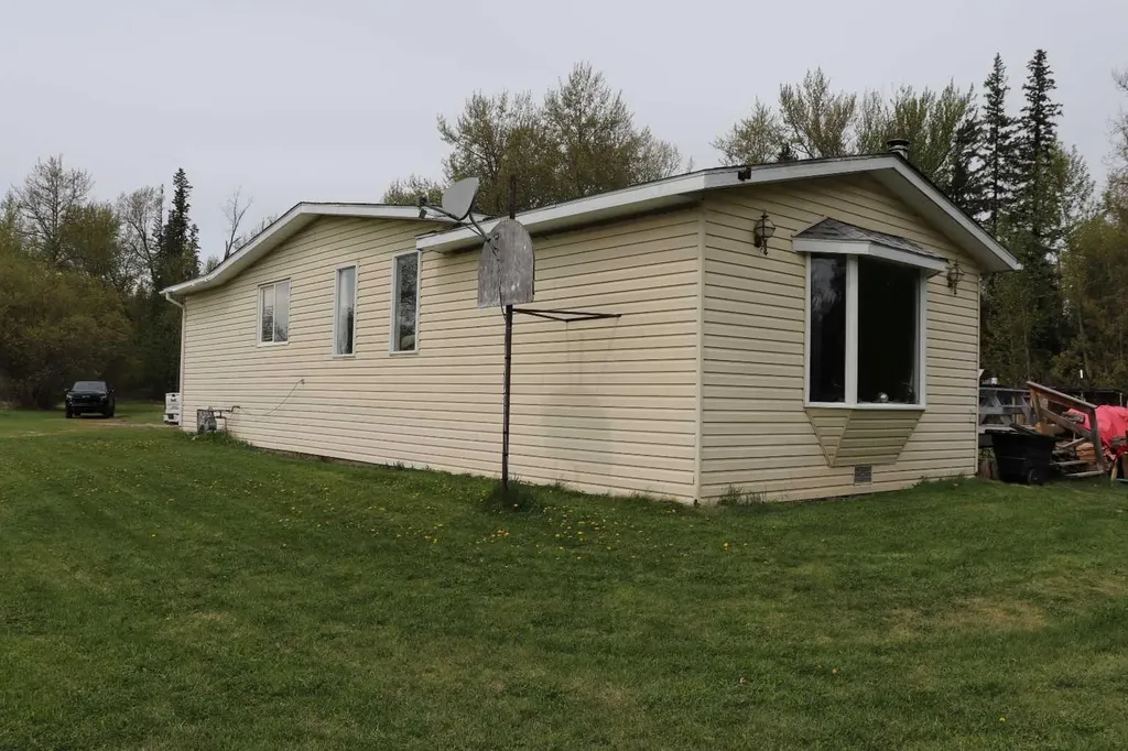 54525 Range Road 142b Rural Yellowhead County AB T7E 3Z4