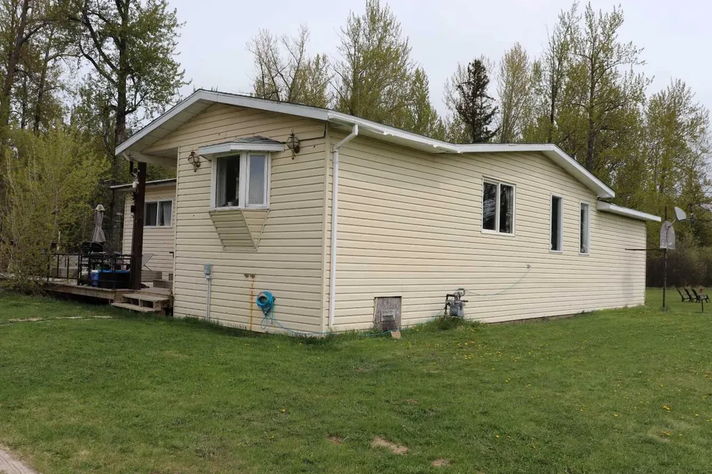 54525 Range Road 142b Rural Yellowhead County AB T7E 3Z4