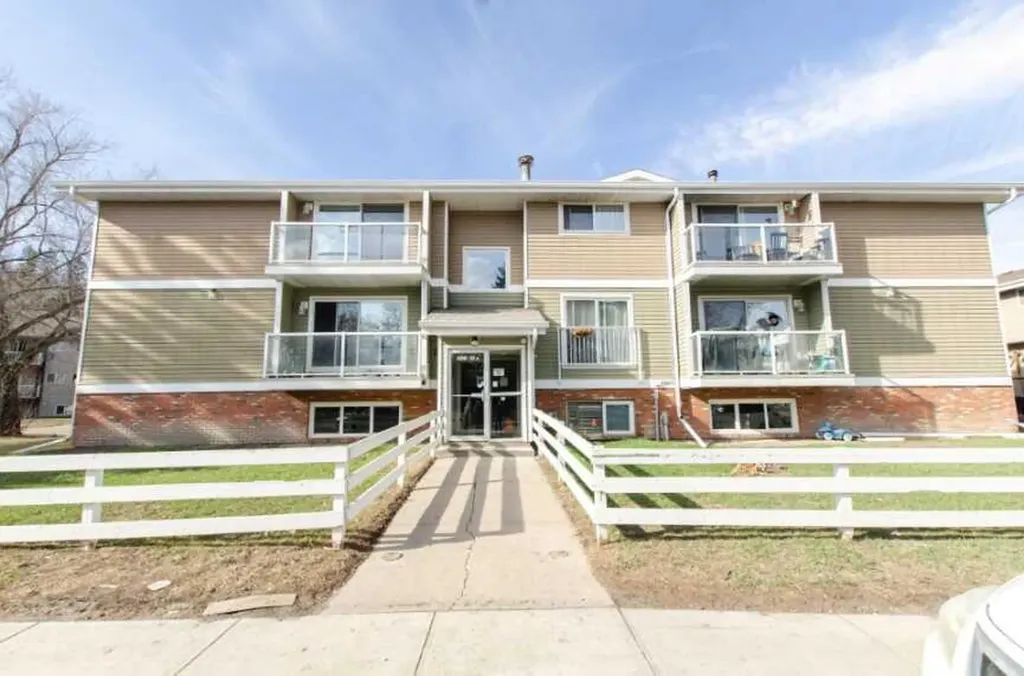 5812 61 Street Red Deer AB t4n 6h4