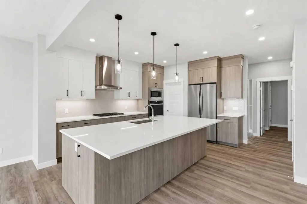 186 Annette Landing NW Calgary AB T3R 2K2
