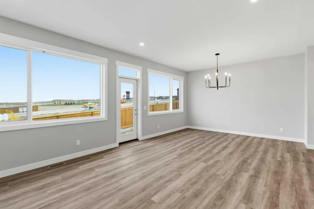 186 Annette Landing NW Calgary AB T3R 2K2