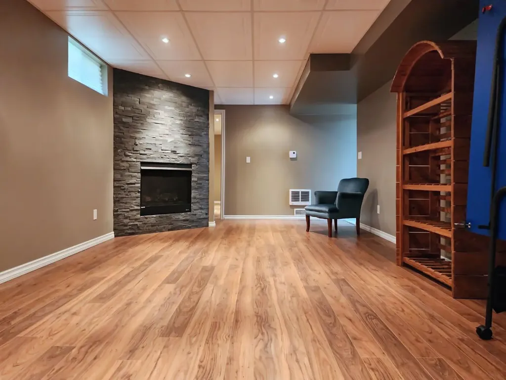 18 Willow Road Claresholm AB T0L0T0
