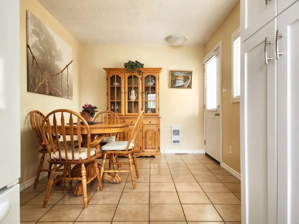 18 Willow Road Claresholm AB T0L0T0