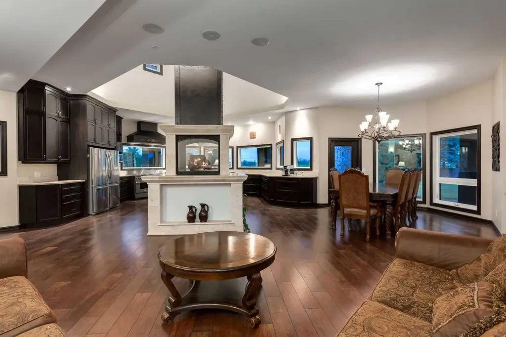 322066 4 Street E Rural Foothills County AB T1S 1A2