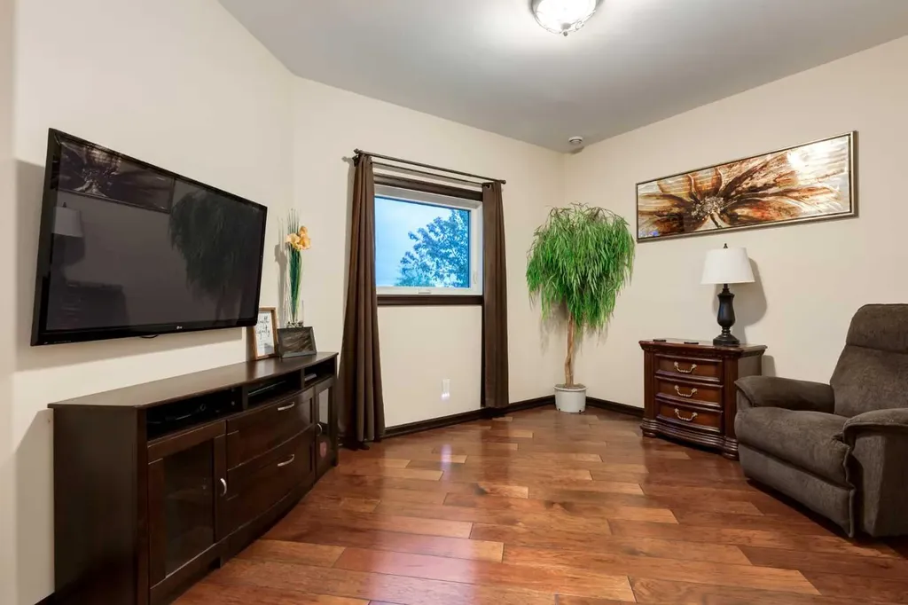 322066 4 Street E Rural Foothills County AB T1S 1A2