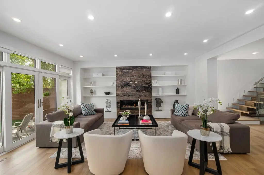 2620 14a Street SW Calgary AB T2T3X7