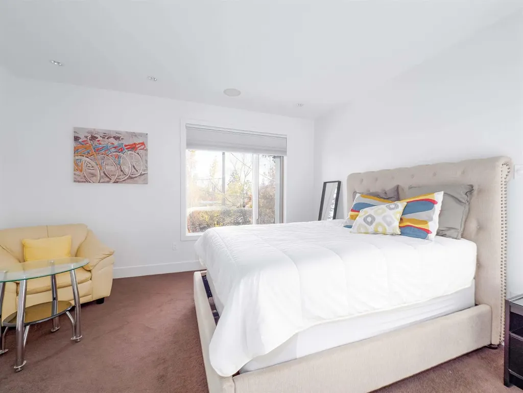 2620 14a Street SW Calgary AB T2T3X7