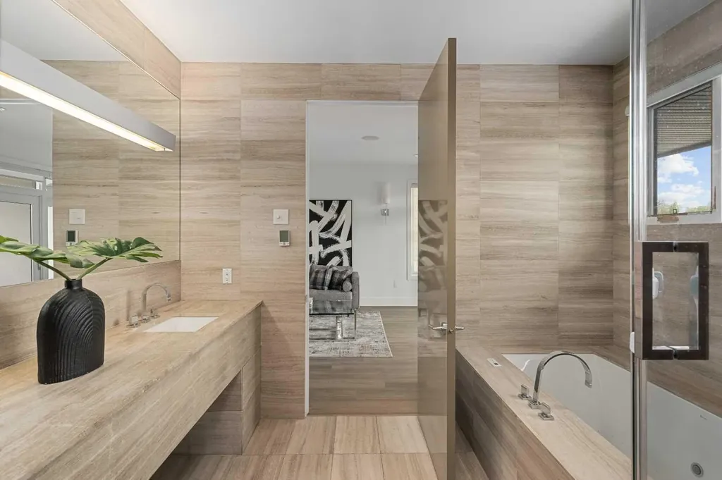 2620 14a Street SW Calgary AB T2T3X7