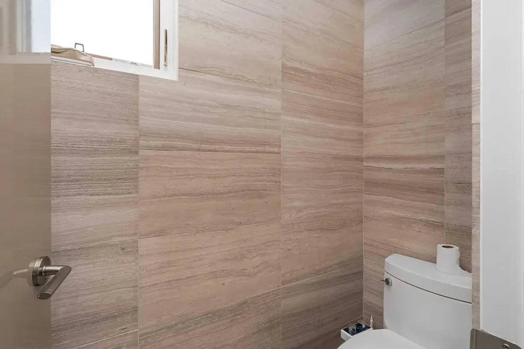 2620 14a Street SW Calgary AB T2T3X7