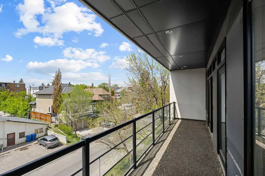 2620 14a Street SW Calgary AB T2T3X7