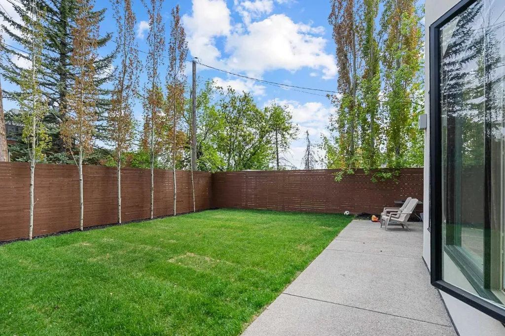 2620 14a Street SW Calgary AB T2T3X7
