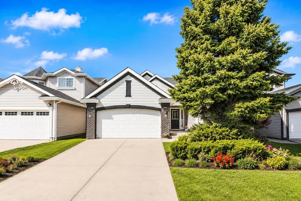 24 Citadel Close NW Calgary AB T3G 4A5