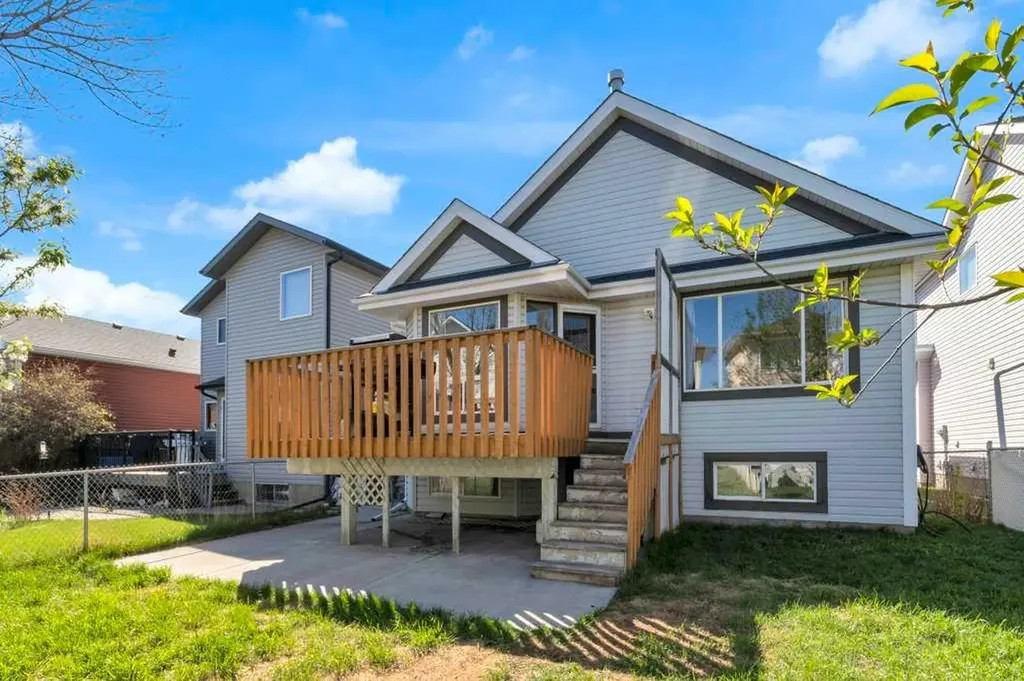 24 Citadel Close NW Calgary AB T3G 4A5