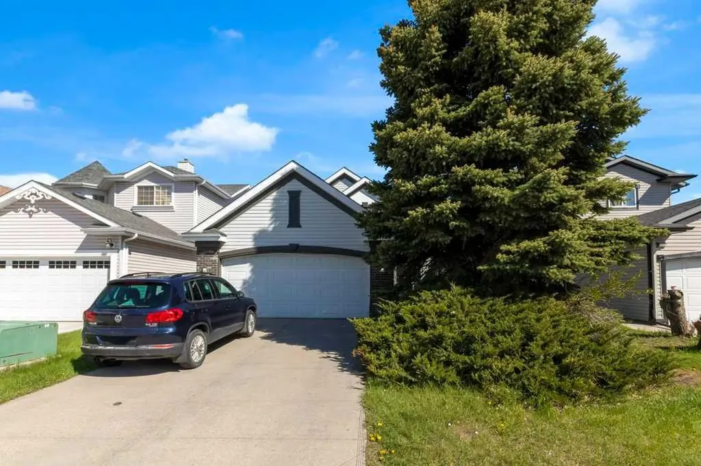 24 Citadel Close NW Calgary AB T3G 4A5