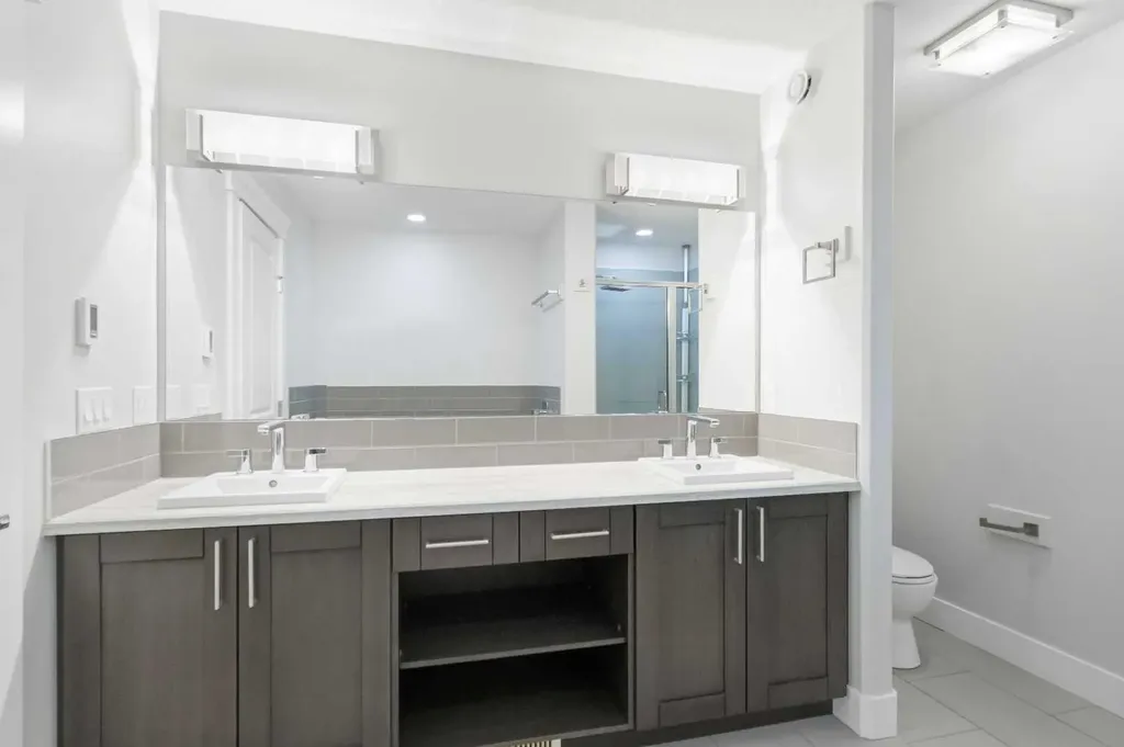 208 Sparrowhawk Drive Fort Mcmurray AB T9K 0Y8