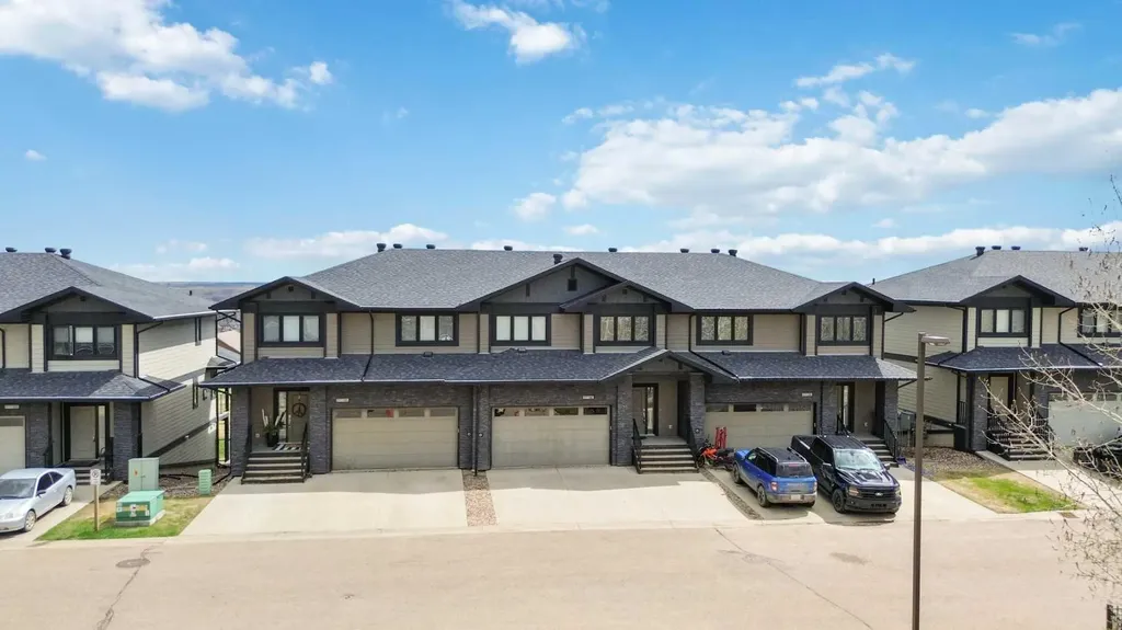 208 Sparrowhawk Drive Fort Mcmurray AB T9K 0Y8