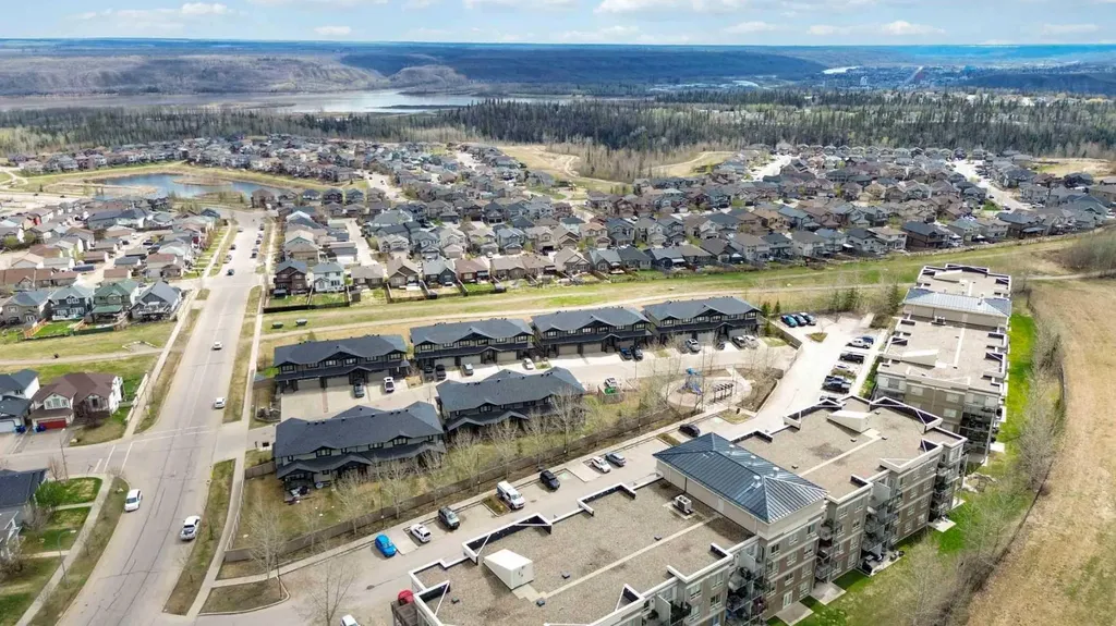 208 Sparrowhawk Drive Fort Mcmurray AB T9K 0Y8