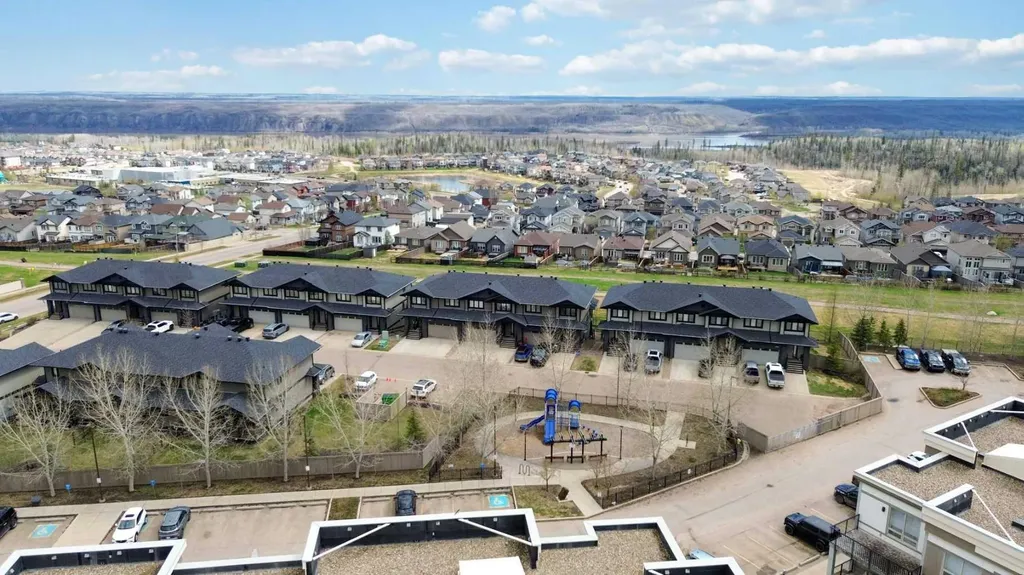 208 Sparrowhawk Drive Fort Mcmurray AB T9K 0Y8