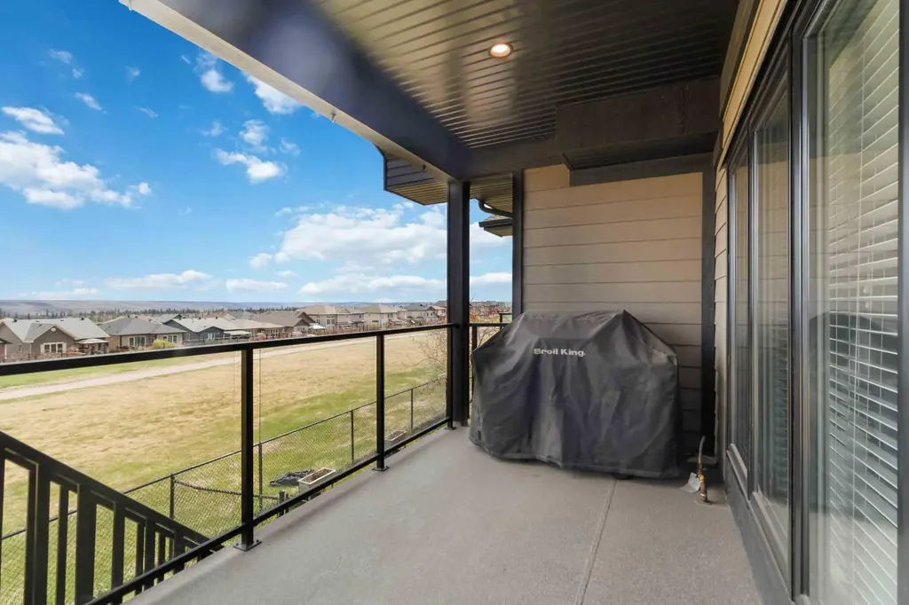 208 Sparrowhawk Drive Fort Mcmurray AB T9K 0Y8