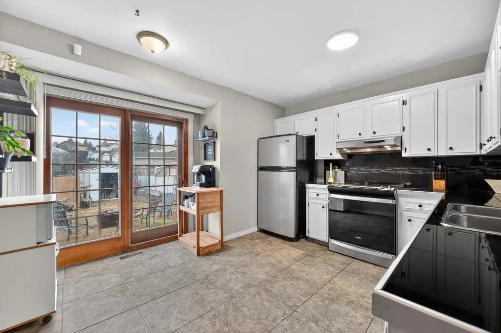 103 Macewan Drive NW Calgary AB T3K 2G2