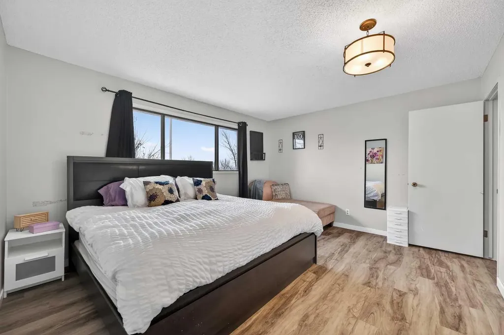 103 Macewan Drive NW Calgary AB T3K 2G2
