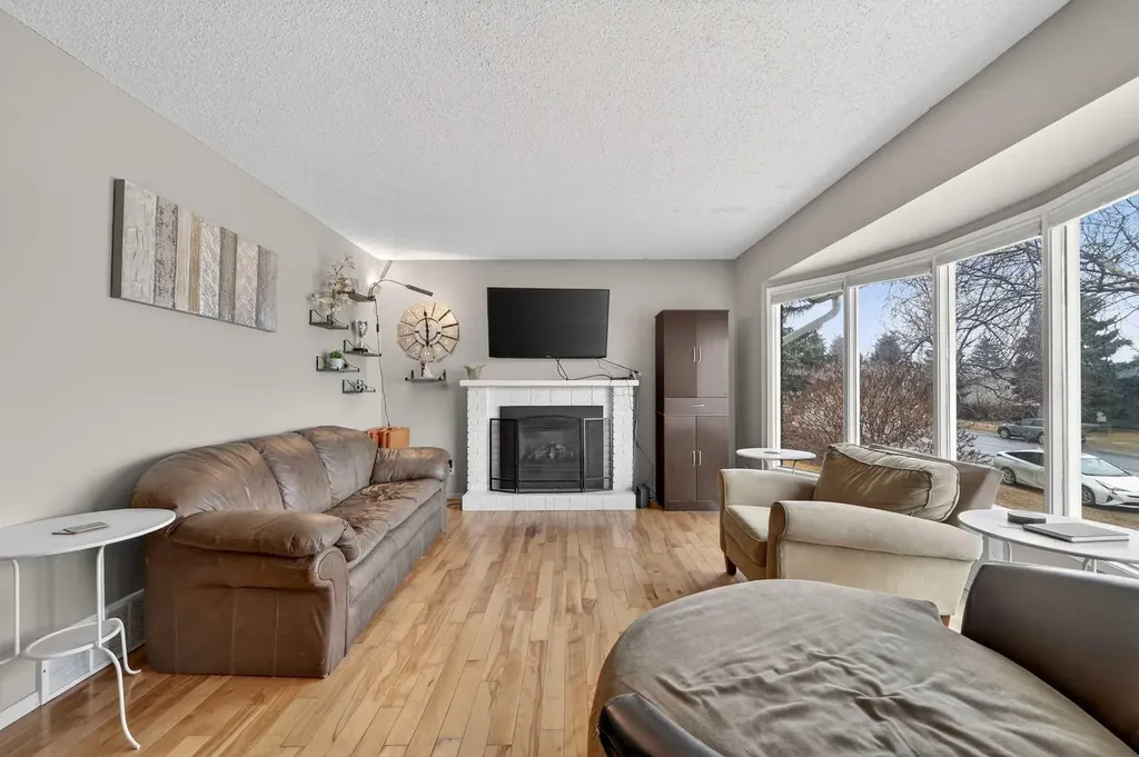 103 Macewan Drive NW Calgary AB T3K 2G2