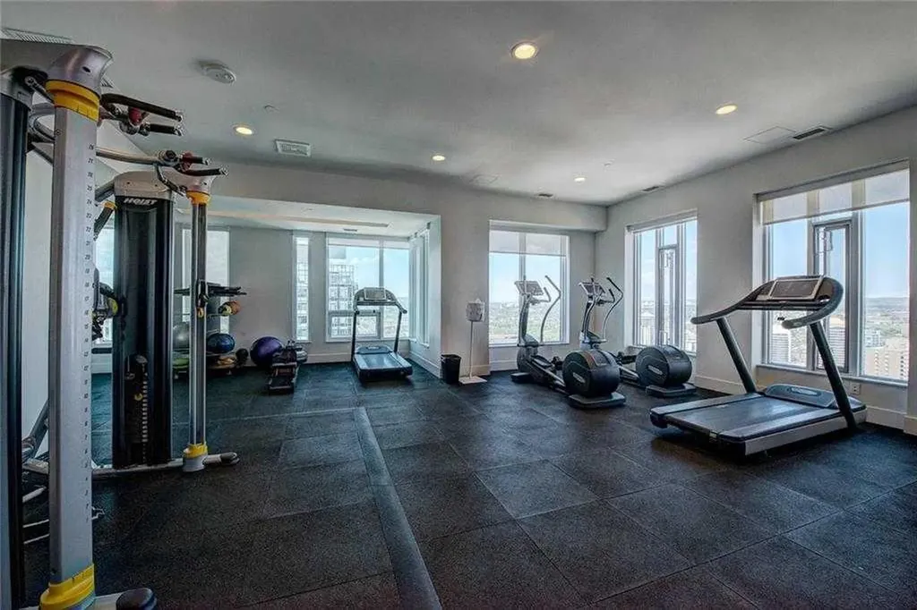 901 10 Avenue SW Calgary AB T2R 0B5