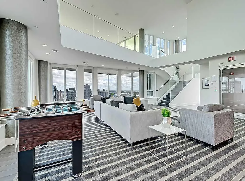 901 10 Avenue SW Calgary AB T2R 0B5