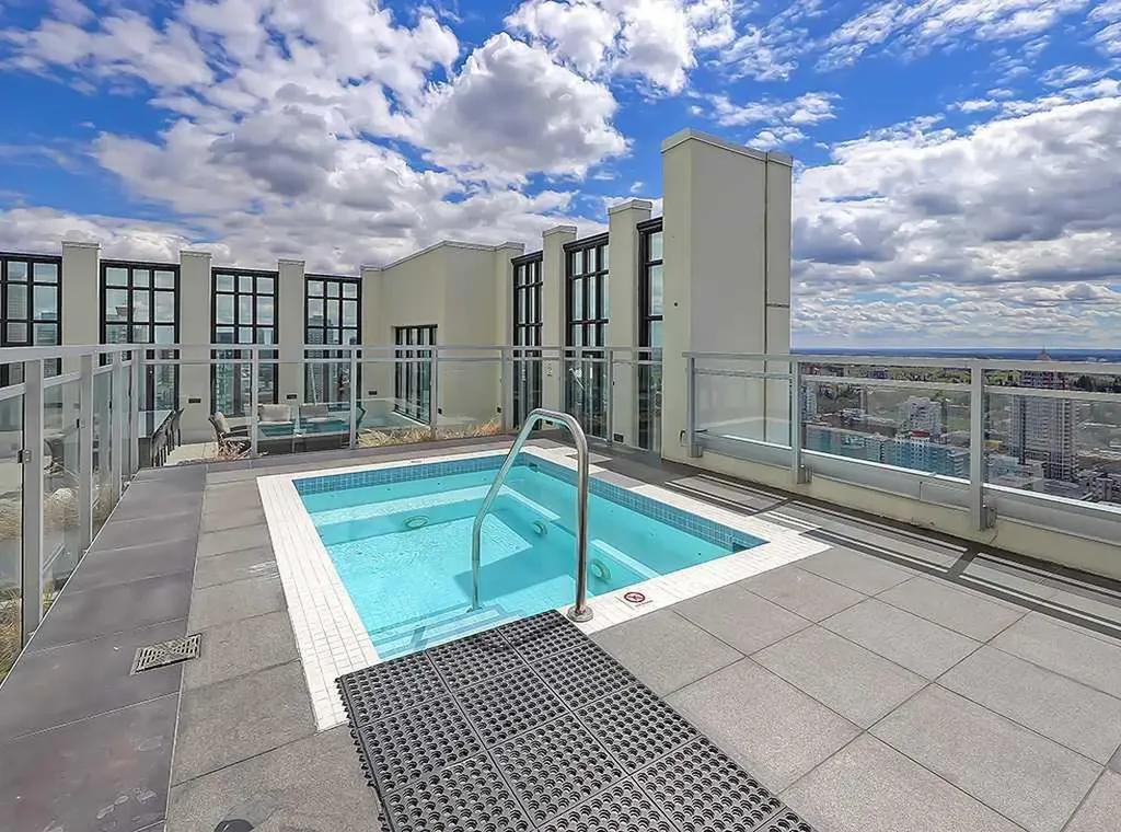 901 10 Avenue SW Calgary AB T2R 0B5
