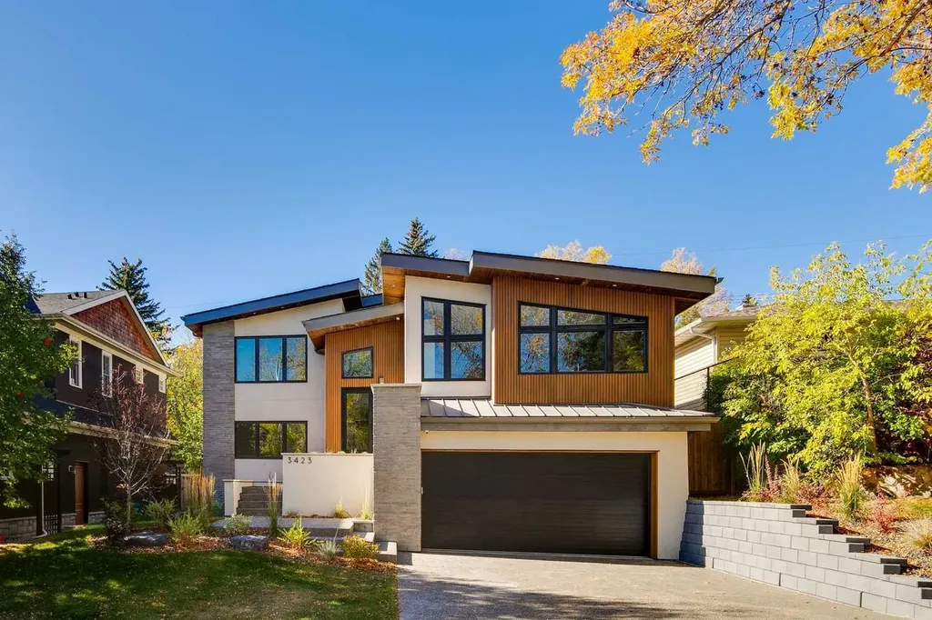 3423 23 Street NW Calgary AB T3L 0T8
