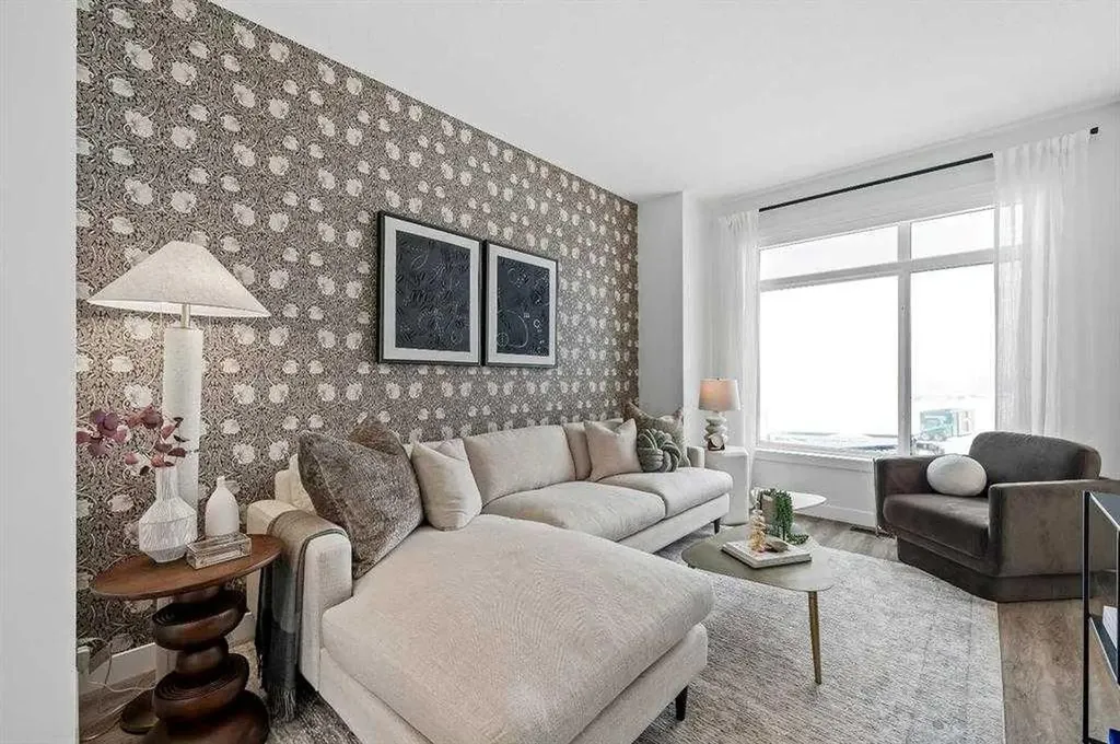 293 Dieppe Drive SW Calgary AB T3E 8H6