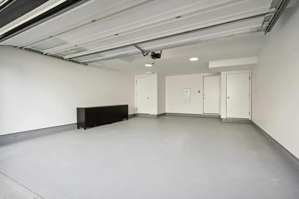 293 Dieppe Drive SW Calgary AB T3E 8H6
