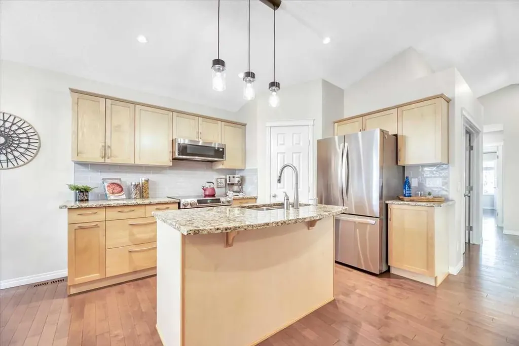 133 Copperfield Gardens SE Calgary AB T2Z4C2