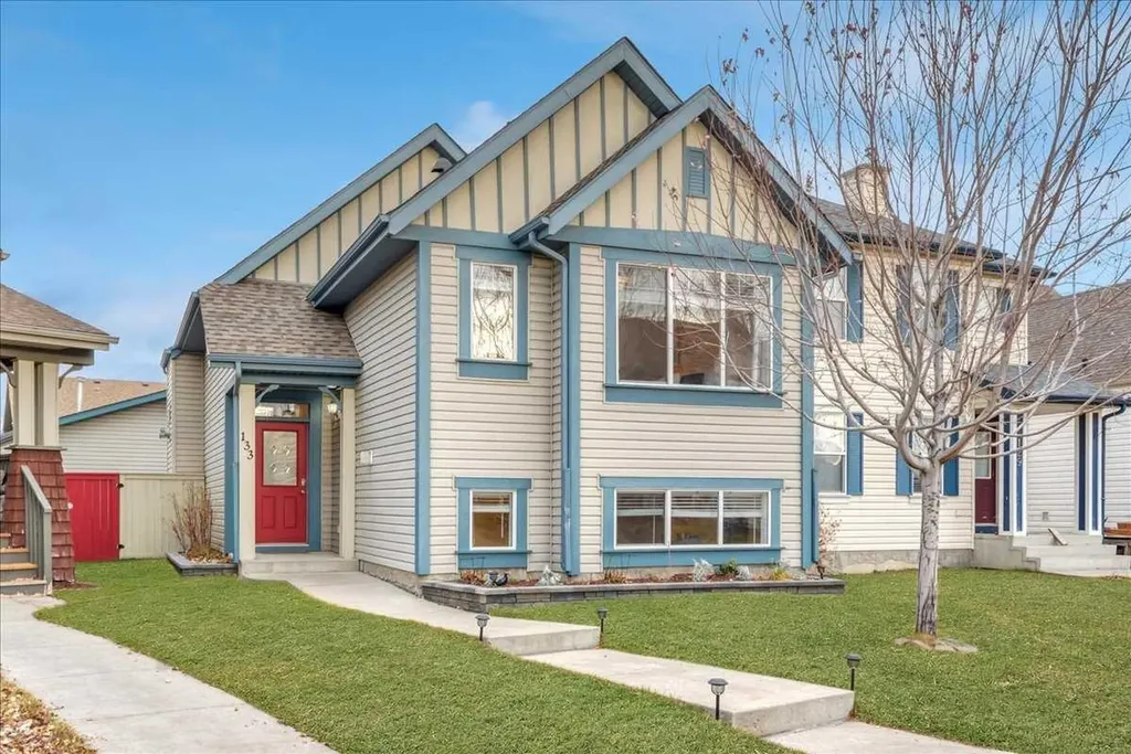 133 Copperfield Gardens SE Calgary AB T2Z4C2